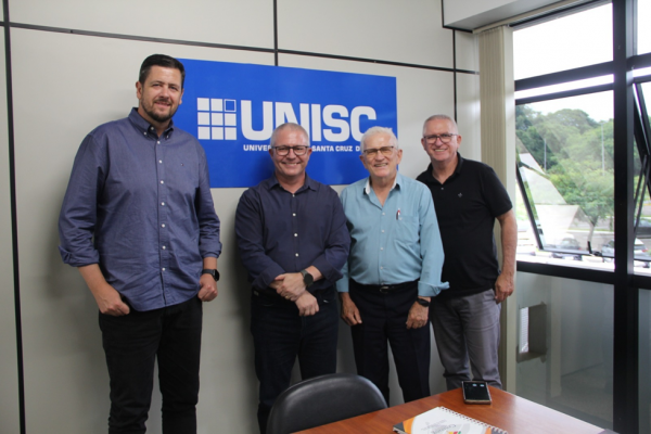 SINEPE/RS e Comung discutem a&ccedil;&otilde;es conjuntas em defesa do ensino privado ga&uacute;cho